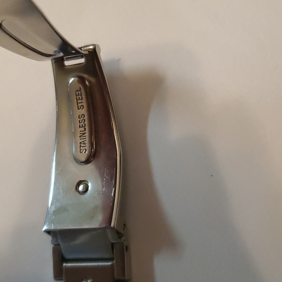 Pretty Stainless Steel/Water Resistant Coach Watch! - Picture 6 of 6